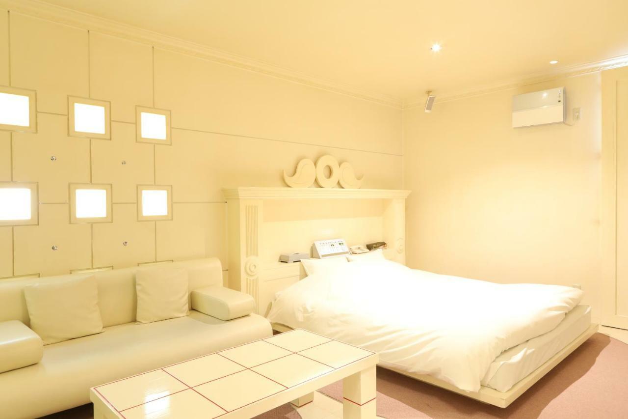 C-Hotel Affetto (Adults Only) سابورو المظهر الخارجي الصورة